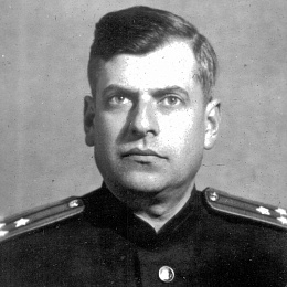 Лифшиц Анатолий Львович, капитан 1 ранга.