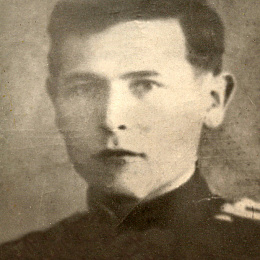 Лейтенант Г.И. Белокопытов. Ленинград, 1941 г.