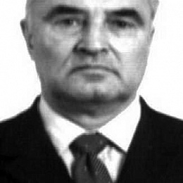 Гусак Анатолий Петрович.