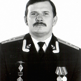 капитан-лейтенант Карманов В.В.1991 г.