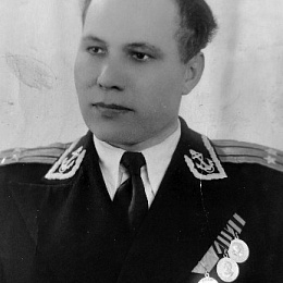 Кайстря Григорий Григорьевич капитан 2 ранга.