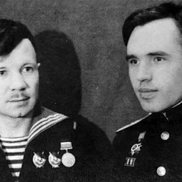 Гвардии капитан-лейтенант Гелевер  Д.К., кавалер орденок &amp;amp;amp;amp;amp;amp;amp;quot;Красного Знамени&amp;amp;amp;amp;amp;amp;amp;quot; и &amp;amp;amp;amp;amp;amp;amp;quot;Отечественной войны&amp;amp;amp;amp;amp;amp;amp;quot; 1 степе